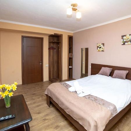 Guest House Kavkasioni 33 Telavi Eksteriør billede