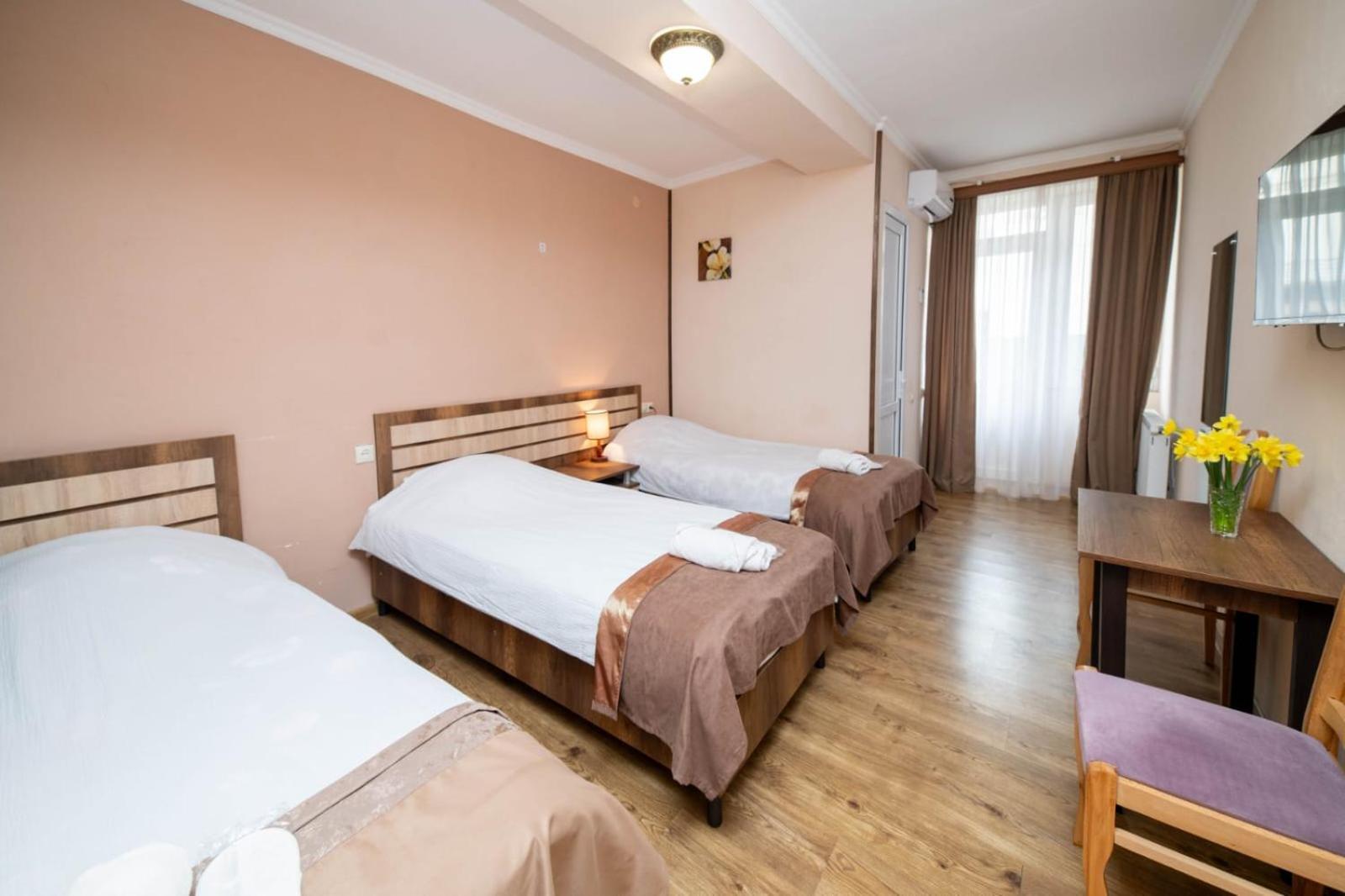 Guest House Kavkasioni 33 Telavi Eksteriør billede