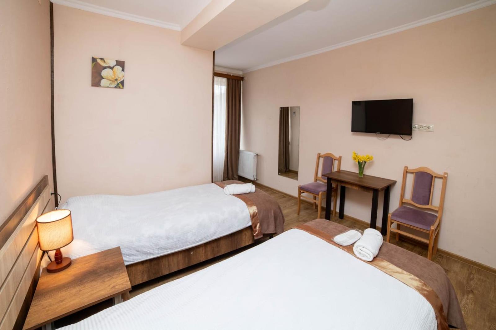 Guest House Kavkasioni 33 Telavi Eksteriør billede